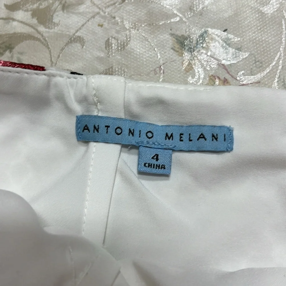 Antonio Melani White Floral Embroidery Skirt Size 4 - Picture 7 of 7